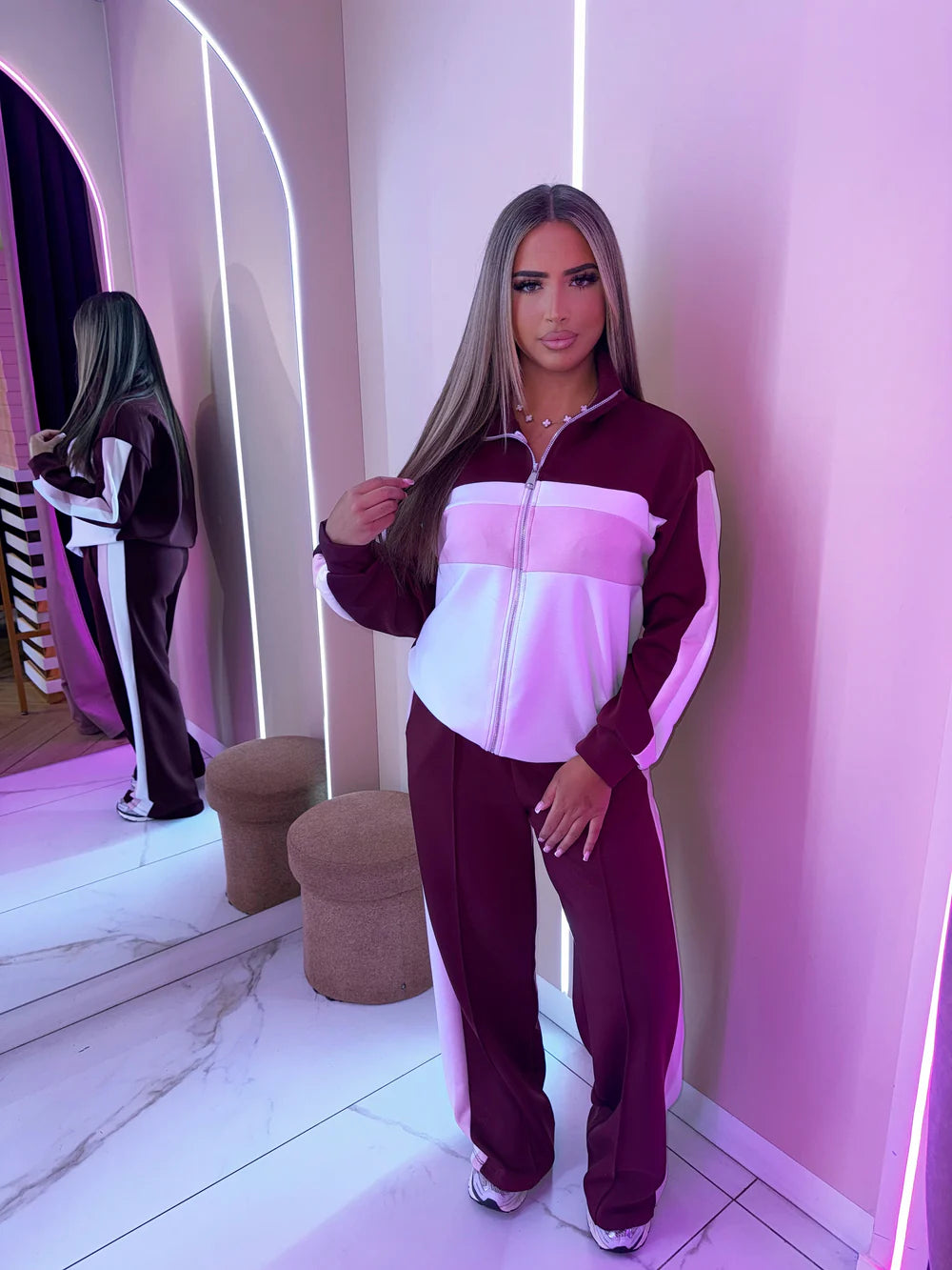 Ensemble jogging bande horizontal